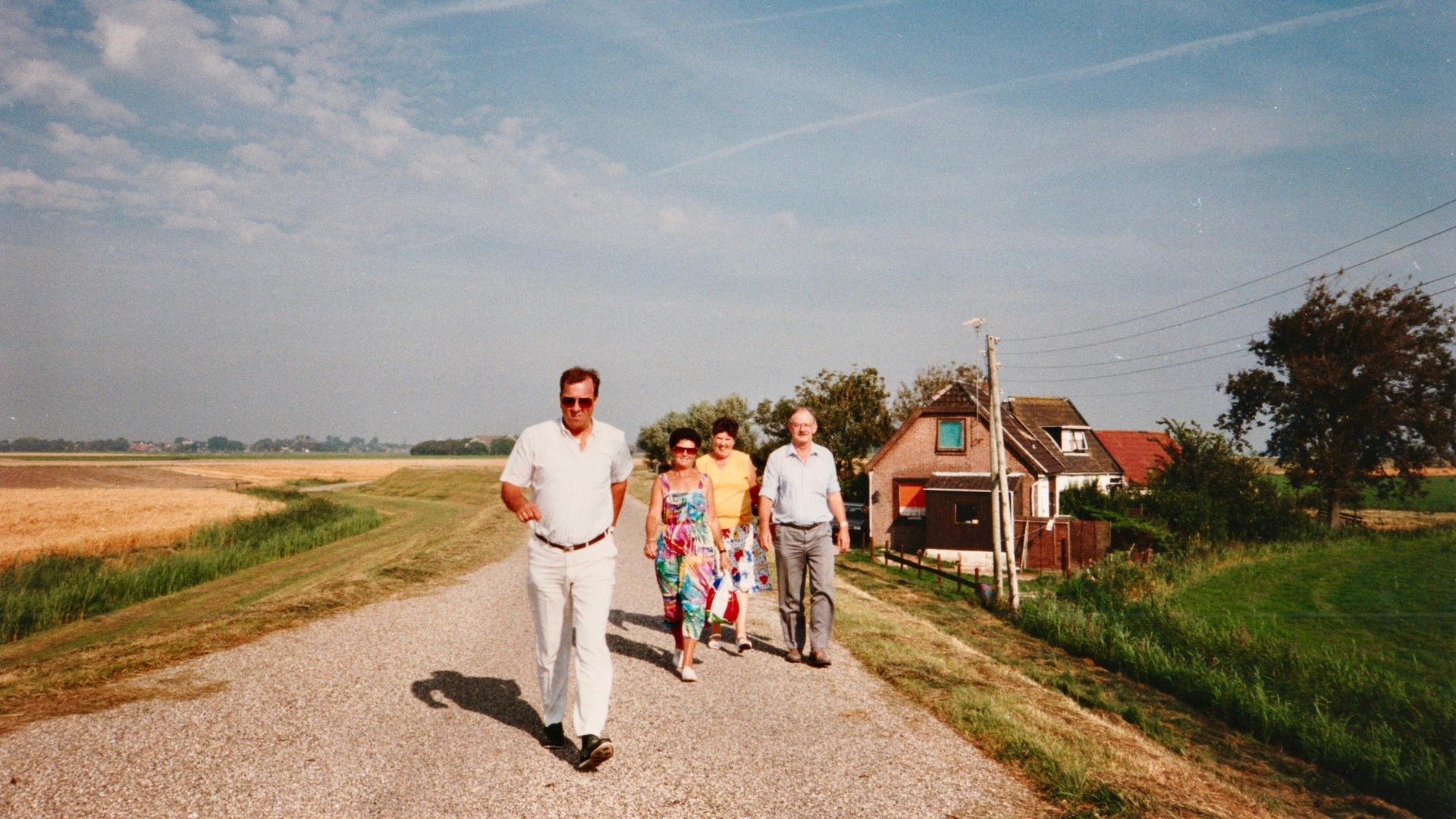 1990-08